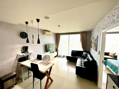 Acqua Condominium (1BR 5 floor)