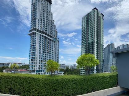 Acqua Condominium (1BR 5 floor)