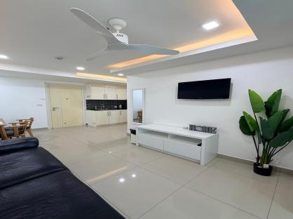 Cosy Beach View Condominium (1BR 11 floor)