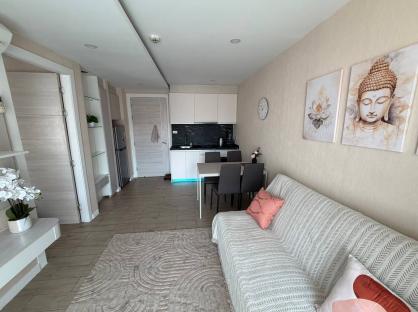 Seven Seas Condo Resort (1BR 7 floor)