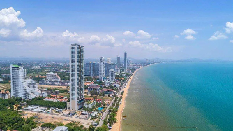 Cetus Beachfront Pattaya
