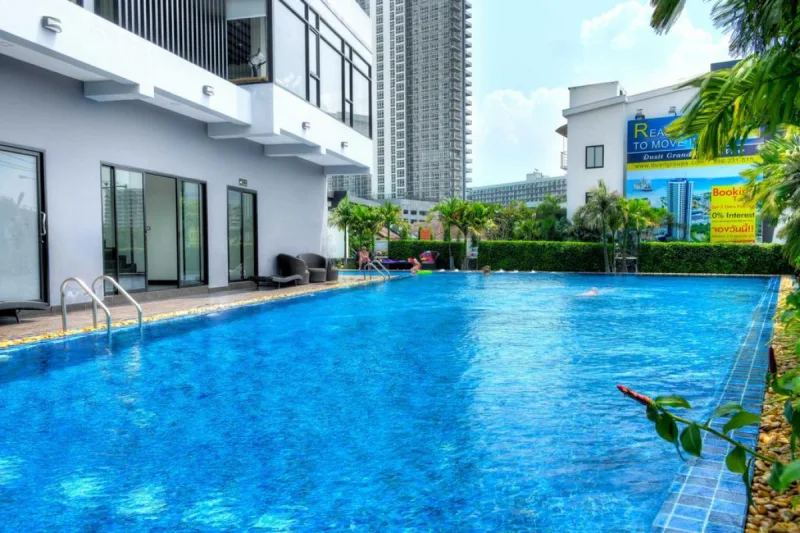 Dusit Grand Condo View