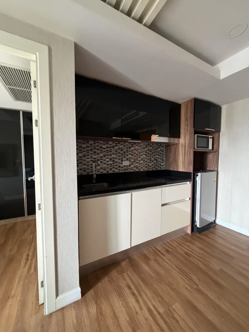 Dusit Grand Park (1 bedroom 8 floor)