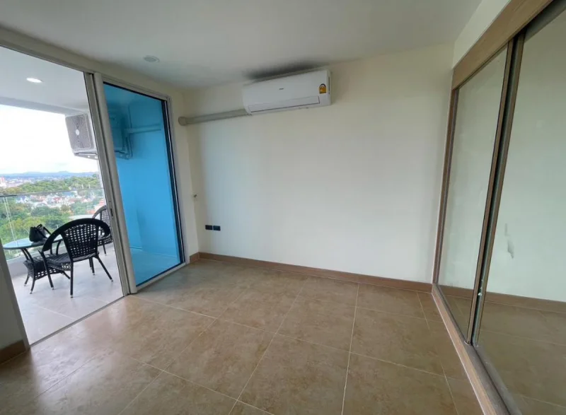 The Cliff Residence Condo Pattaya